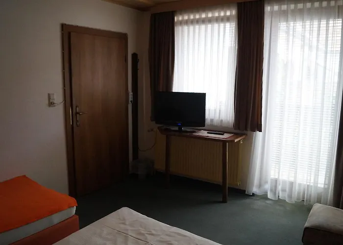 Zum Hirschen 3* Burgau